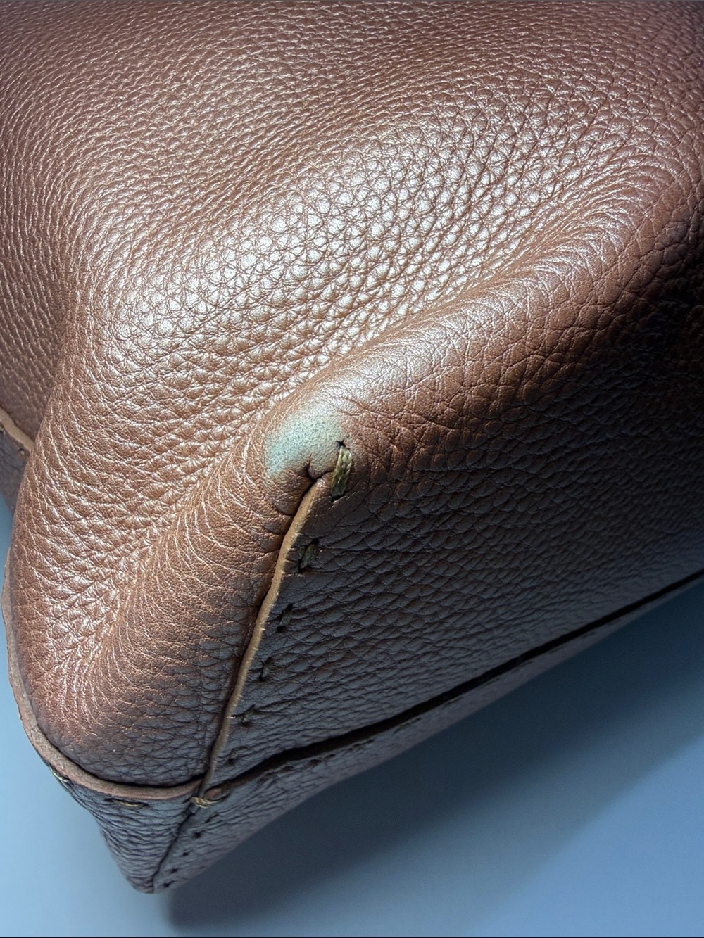 Fendi Selleria Metallic Rose Gold Leather Tote - Picture 7 of 14